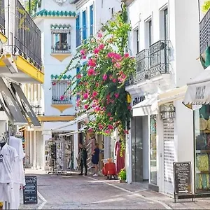Piso Reformado A Estrenar Cerca Playa Y Centro Marbella